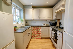 Photo 27- click for photo gallery